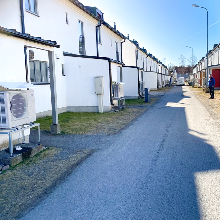 Nya värmepumpar med hållbara köldmedier till Kaptensgården